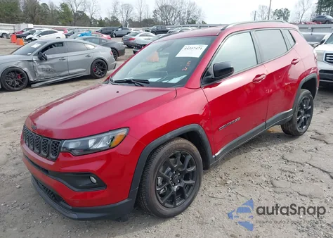 2026 Jeep Compass Latitude Altitude z USA, uszkodzony, nr VIN 3C4NJDBN0TT162267